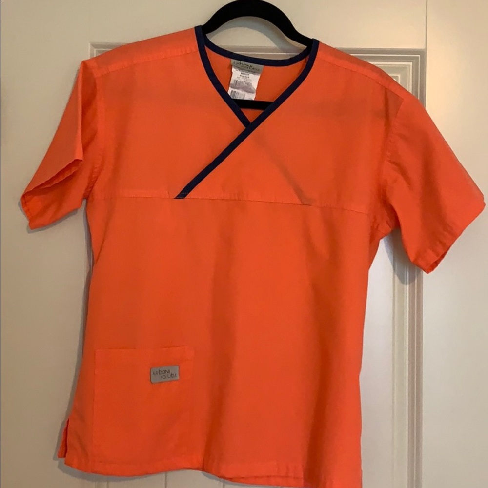 Urbane Scrub Top Size Medium